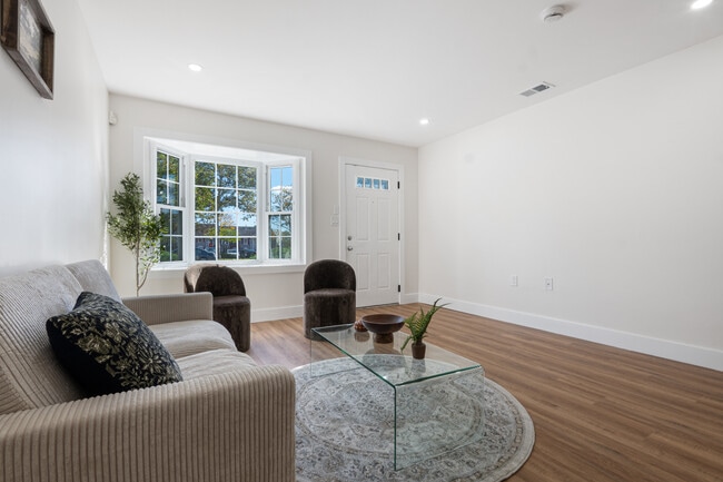 Building Photo - 94 Irvine Turner Blvd