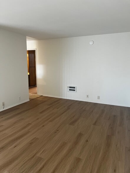 Building Photo - 1132 Meta St