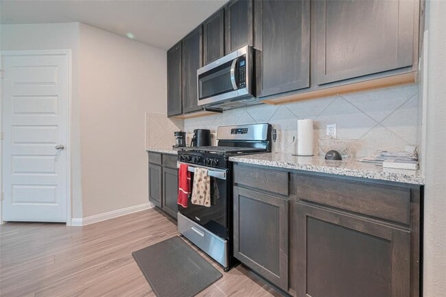 Building Photo - 5214 Briana Dee Dr