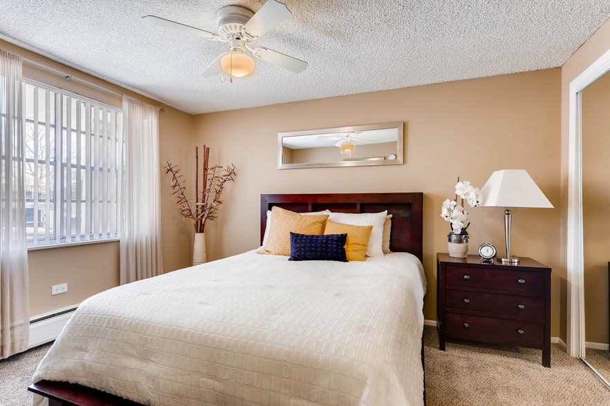 Carlisle on the Park | Denver, Co. Apartments - Carlisle on the Park Apartments