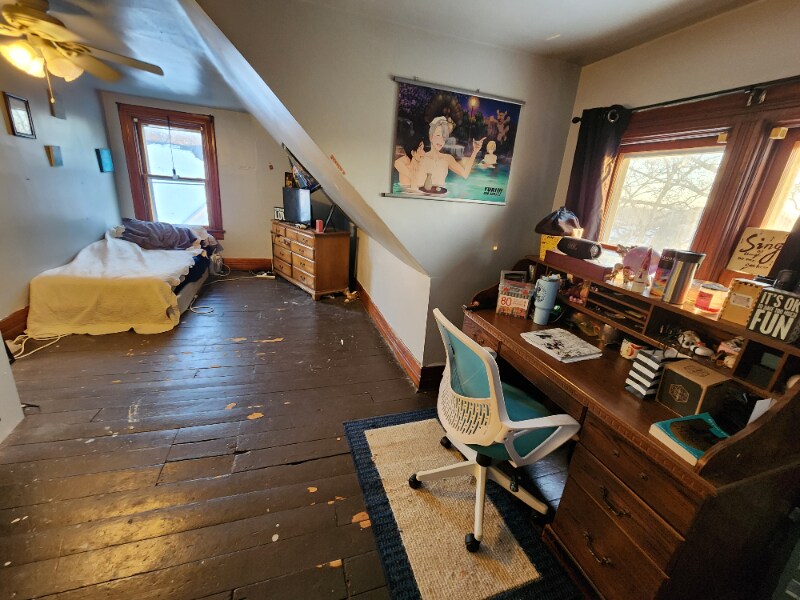 Building Photo - 410 S Parker Dr