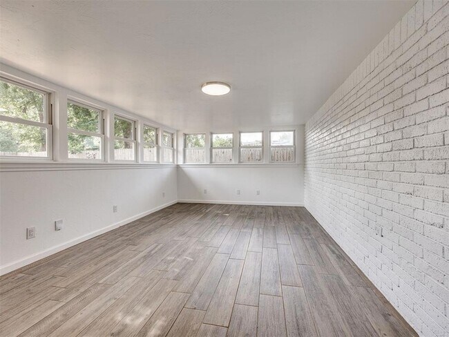 Building Photo - 6312 Overcourt Manor