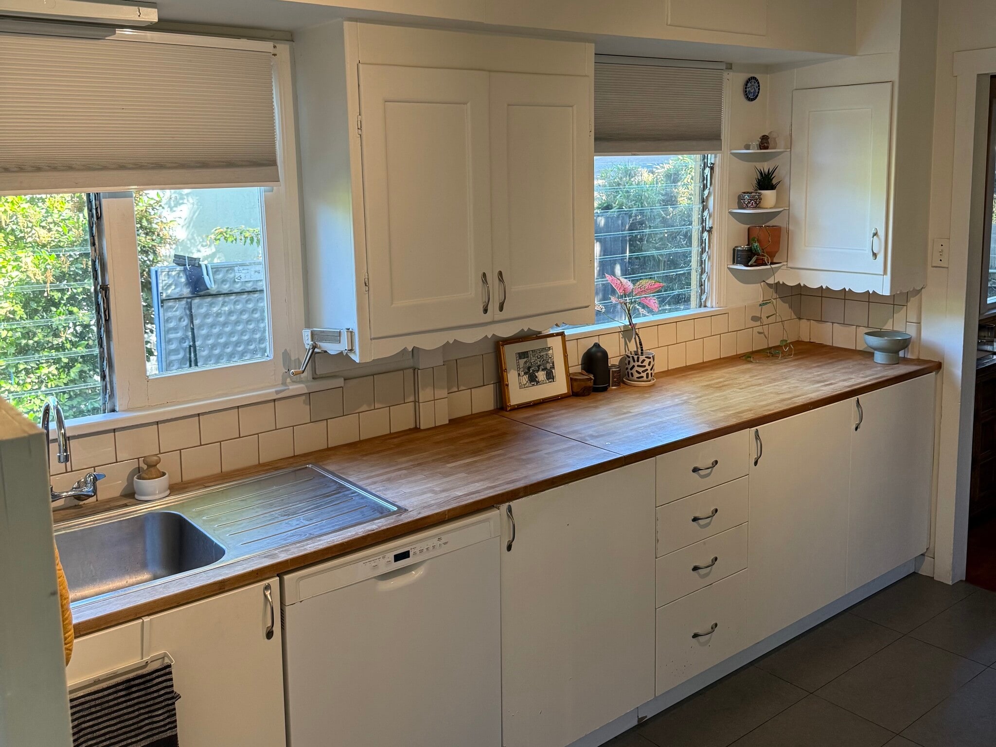Kitchen - 2343 Yosemite Dr