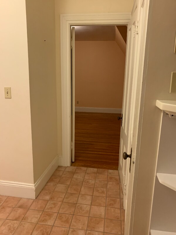 Building Photo - 252 Wayland Ave