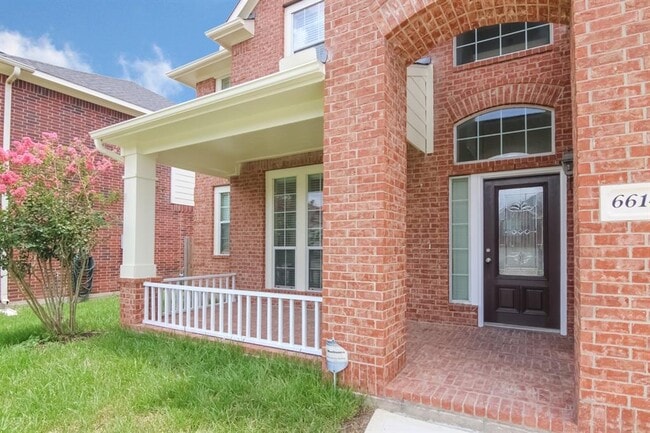 Building Photo - 6614 Surrey Meadow Ct