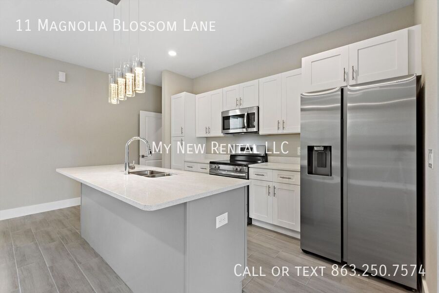 Building Photo - 11 Magnolia Ln