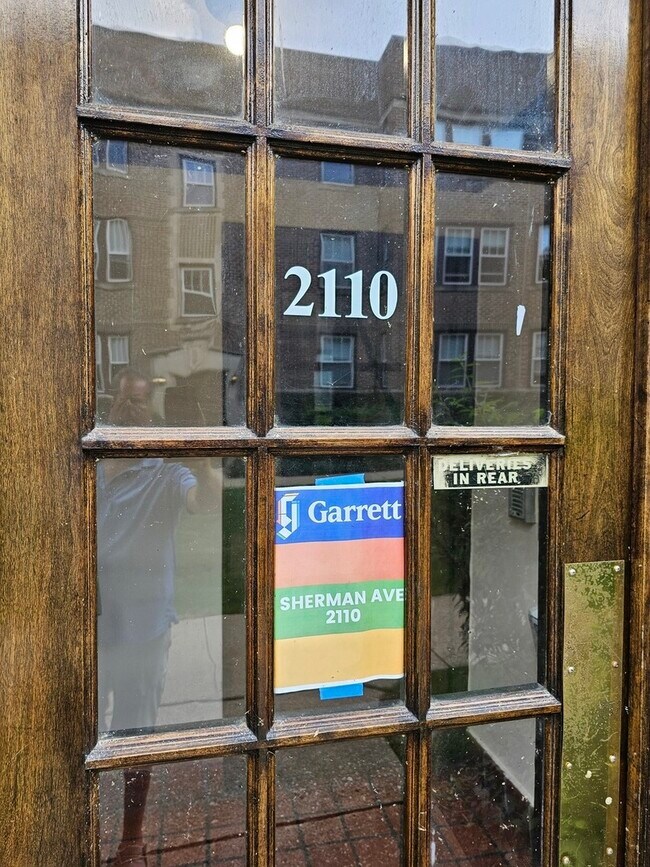 Building Photo - 2110 Sherman Ave