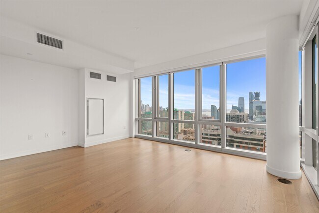 Building Photo - 75 Park Ln S