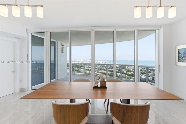 Building Photo - 400 Alton Rd