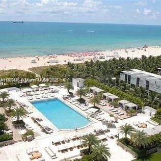 Building Photo - 2301 Collins Ave