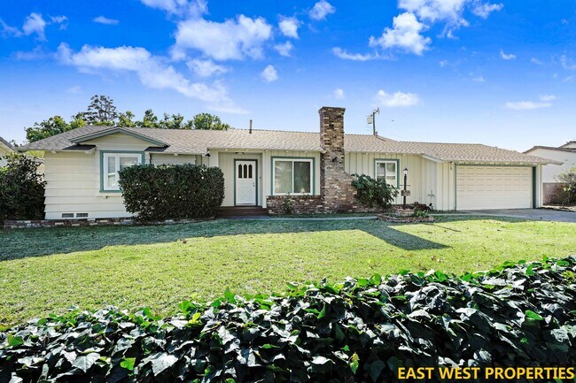 Primary Photo - 522 Leda Ln