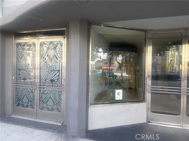 Building Photo - 140 Linden Ave