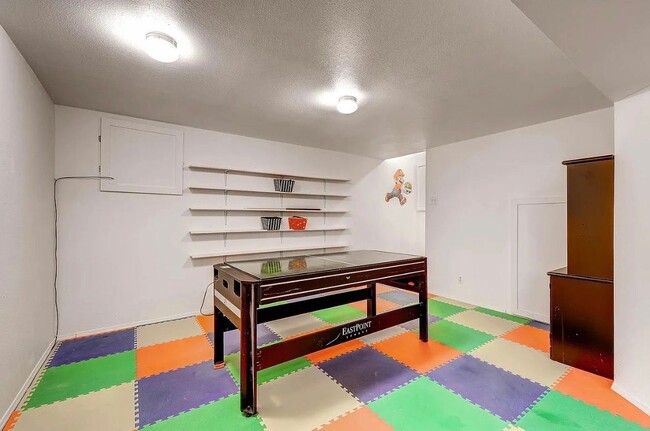 Building Photo - 19461 E Navarro Dr