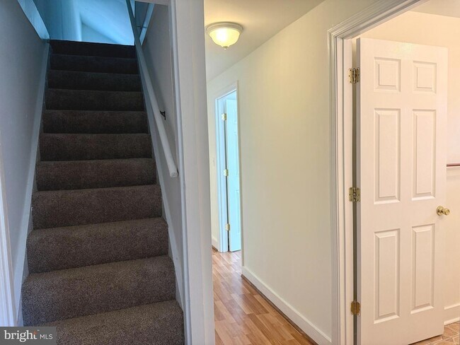 Building Photo - 3632 Ash St