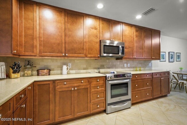 Building Photo - 106 Willow Pond Ln