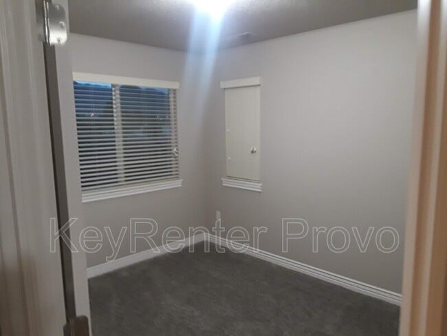Building Photo - 735 S 1803 W
