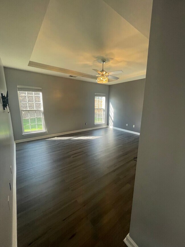 Building Photo - Lovely 3 Bedroom Home in Greer Near Gibb S...