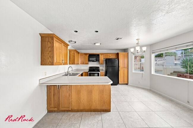 Building Photo - 1301 W Indian Hls