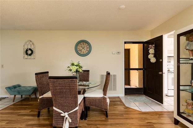 Building Photo - 206 Cedarwood Cir