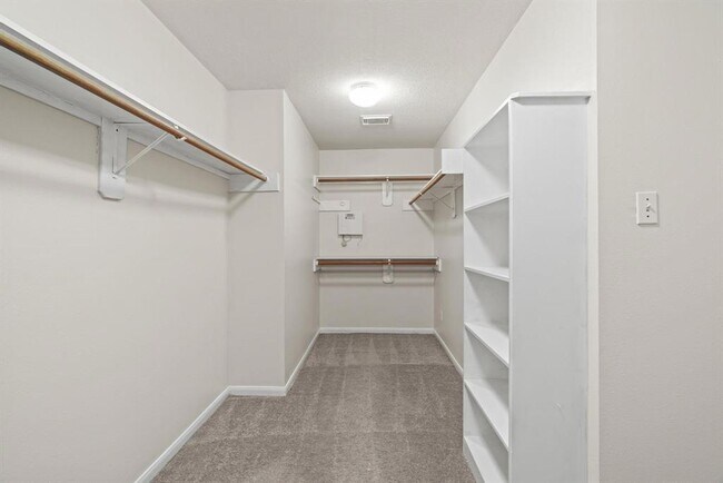 Building Photo - 15810 Mission View Ct