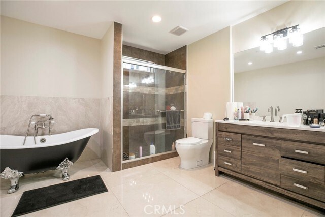 Building Photo - 17465 Tuscan Dr