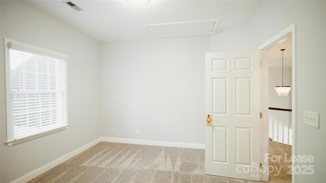 Building Photo - 12325 Summer Breeze Ct