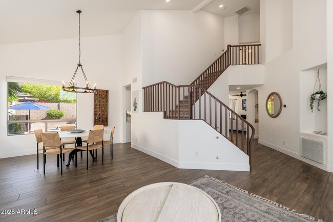 Building Photo - 6746 E Gelding Dr