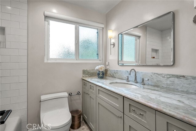 Building Photo - 17152 Escalon Dr