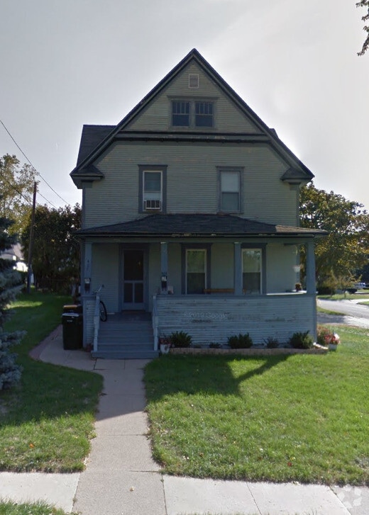Building Photo - 525 S High St