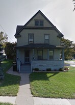 Building Photo - 525 S High St