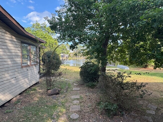 Building Photo - 18121 Atkinson Ln