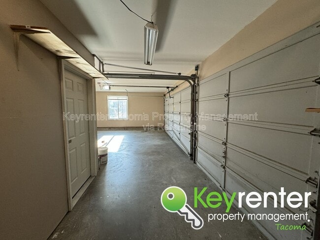 Building Photo - 19303 110th Ave Ct E