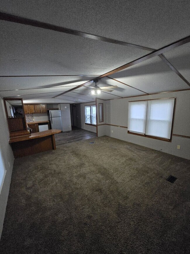 Building Photo - 3 Bed 2 Bath Mobile Home for rent in Middletown, MO!