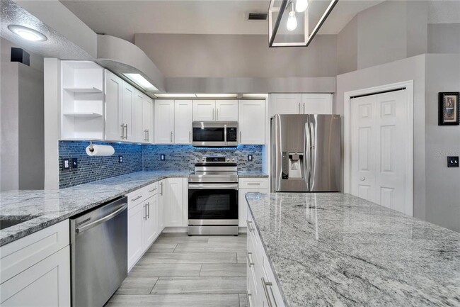 Building Photo - 18507 Country Crest Pl