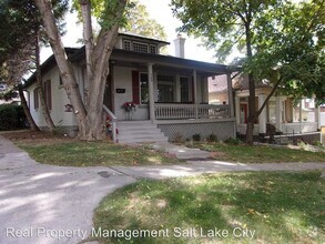 Building Photo - Beautiful Home in the Avenues!