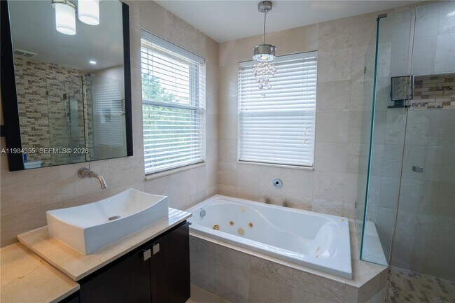 Building Photo - 17809 NW 16th St