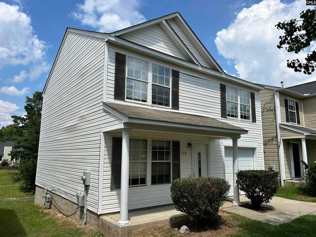 Building Photo - 122 Curvewood Rd