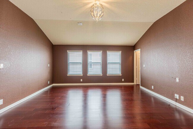 Building Photo - 8922 Weimer Forest