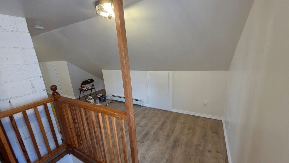 Building Photo - 57 Lawrence St