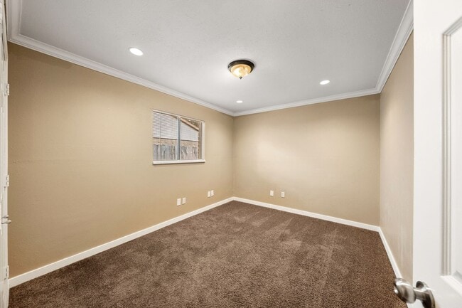 Building Photo - 22831 Millgate Dr