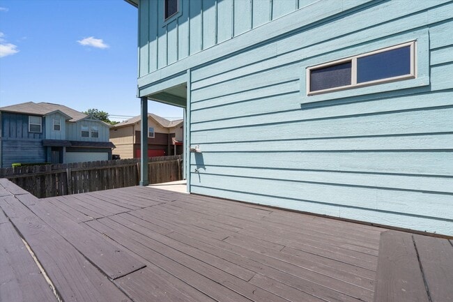 Building Photo - 5804 Loblolly Ln