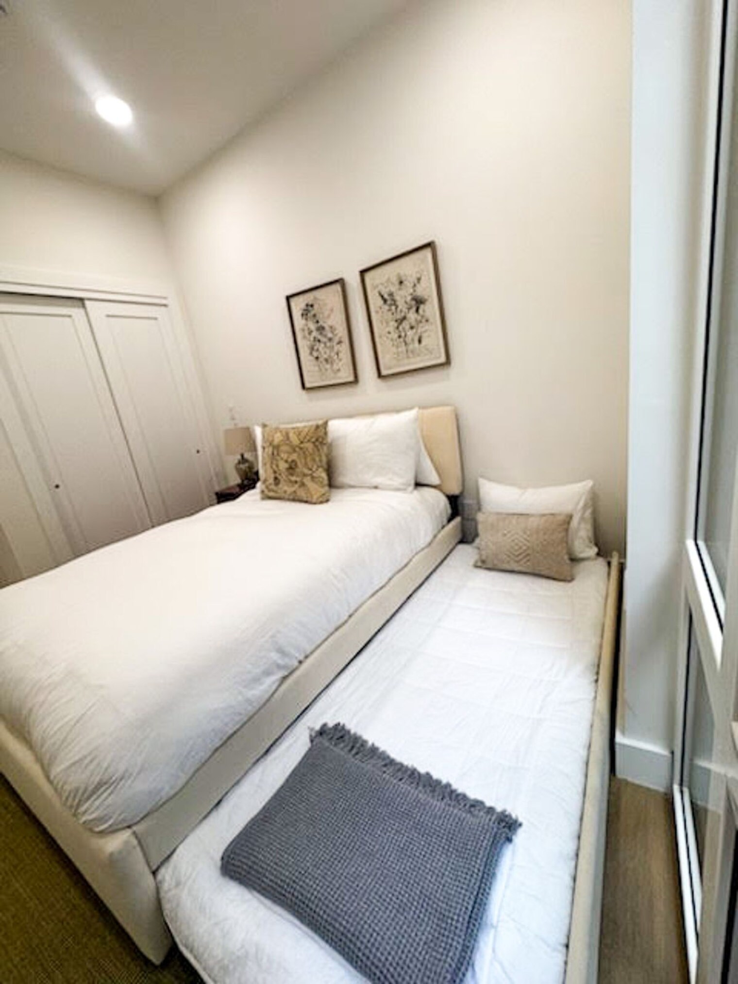 Building Photo - 38 Hichborn St