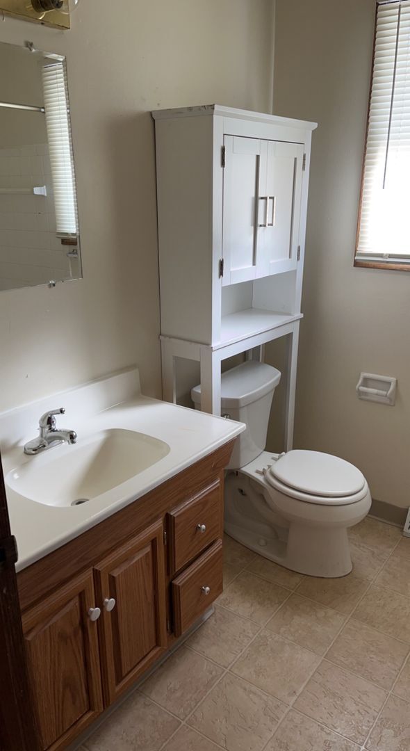 Building Photo - 392