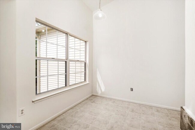 Building Photo - 623 Brickhouse Rd