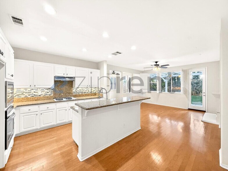 Building Photo - 19988 Via Joyce Dr