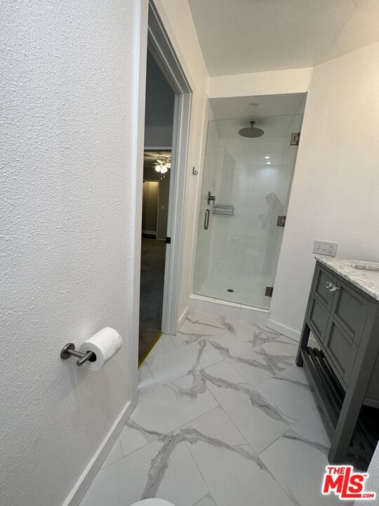 Building Photo - 10850 Remmet Ave