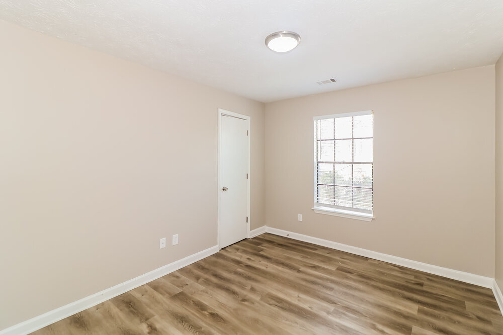 Building Photo - 5175 Sugar Crest Dr