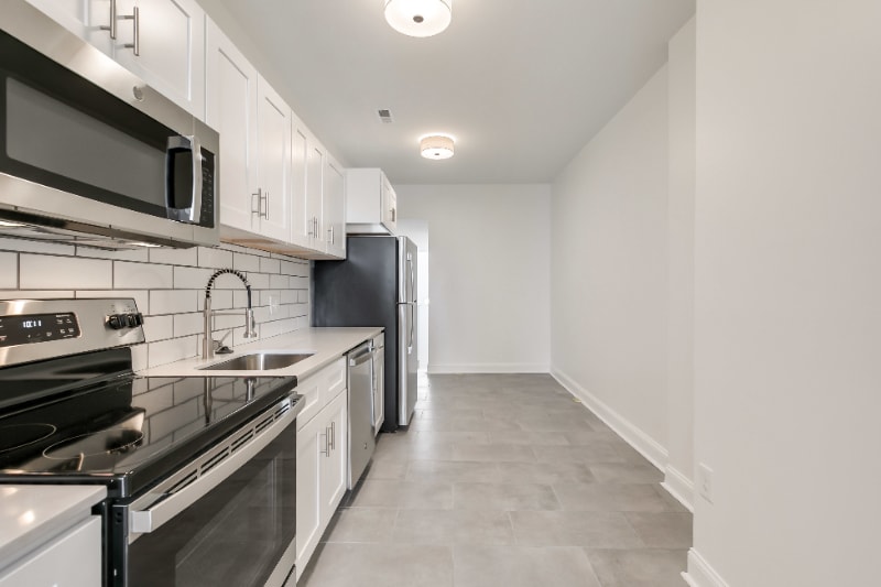 Building Photo - 1758 Park Ave