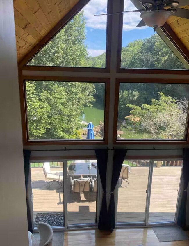 Building Photo - 3 Bedroom/2 Bath Home on Boone Lake - Piney Flats, TN