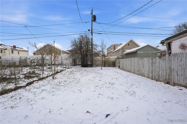 Building Photo - 265 Efner St